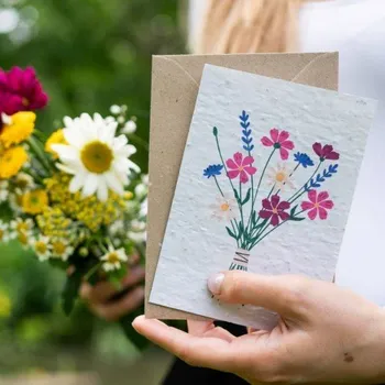 Rostoucí přání Puget lučních květin