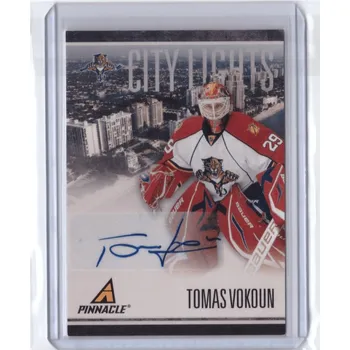 Sběratelská karetní hra 2010-11 Panini Pinnacle TOMAS VOKOUN City Lights Auto Podpis Limit 100