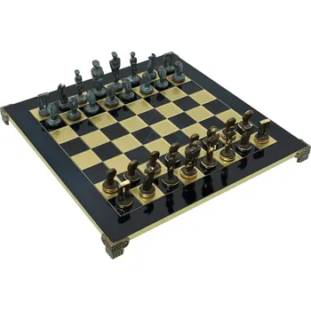 Figurka Manopoulos Ručně vyráběná sada šachových figurek Kykladské umění z mosazného masivu, modrá a hnědá 44x44cm