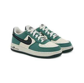 Dámská obuv Sneakersy Nike Aire Force 1 LV 8 FN4731 100 GS Zelená 38_5