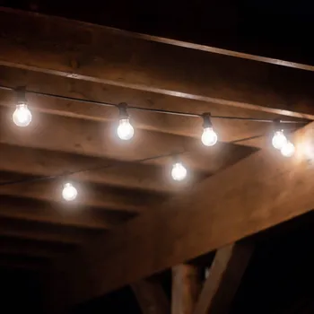 Lampička PR Home venkovní světelný řetěz Bright, opál / černá, 720 cm - Vzdálenost mezi světelnými zdroji 50 cm; vzdálenost od první zásuvky k zástrčce 250 cm opálová, černá 10 x 1 W LED - Doprava zdarma