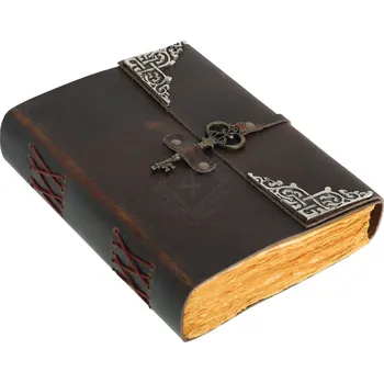 Karnevalový kostým Leather Journals Kožený zápisník s imitací kování a zapínáním na klíč