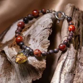 Náramek Lampglas Náramek Bull’s Gaze s 24karátovým zlatem v perle Lampglas, hnědým býčím okem, jaspisem a hematitem