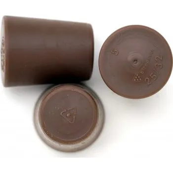 Zátka gumová 44x44/37 mm č.8