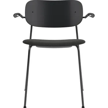 Jídelní židle Audo Copenhagen, Židle Co zádová opěrka černý dub čalouněný sedák s područkami na černých nožkách černá - Formadore