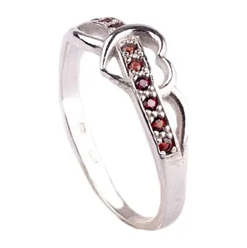 Prsten granát - stříbrný prsten - srdce (3117) Velikost: 54, povrchová úprava: rhodiované