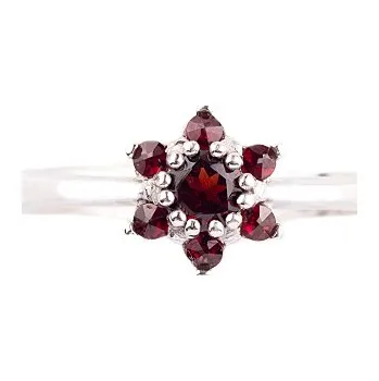 Prsten granát - stříbrný prsten - květina (3007) Velikost: 57, povrchová úprava: rhodiované