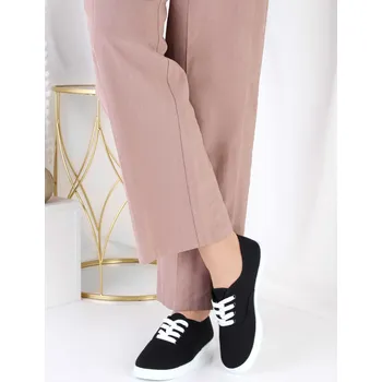 Dámské tenisky Prety Černé plátěné tenisky 11066-1B.WH Velikost: 40