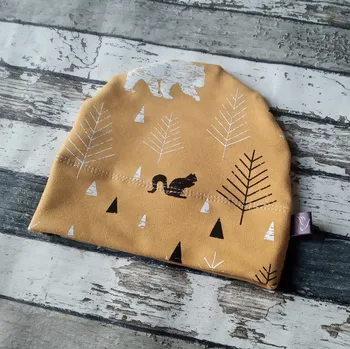 Kojenecká čepice Yháček Rostoucí čepička Yháček, lesní zvěř na hořčicové Velikost:: S