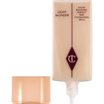 Přípravek na tvář Charlotte Tilbury Lehký tekutý make-up Light Wonder (Foundation) 40 ml 1 Fair + 2 měsíce na vrácení zboží