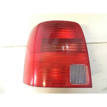 Zadní světlomet Zadní levé světlo VW Passat B5 combi 3B9945111F 3B9 945 111 F