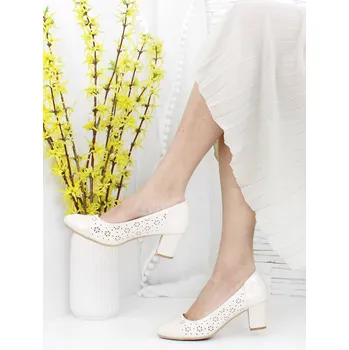 Dámské lodičky Ctogo Gogo Dámské béžové lodičky SG-788-2BE Velikost: 37