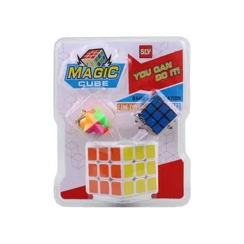 Figurka Kostka s přívěšky 5,5 cm