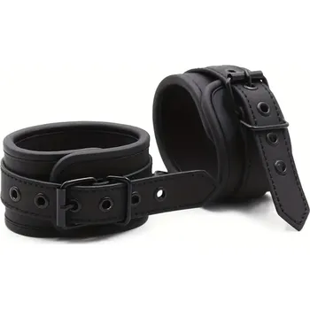 Pouta kožená s černým řetízkem a přeskou