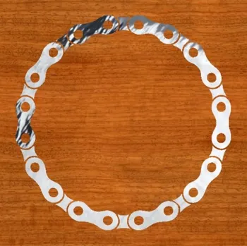 Samolepicí dekorace na vozidlo Řetěz kola – samolepka z fólie