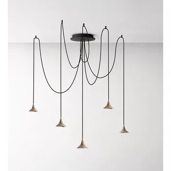 Svítidlo Artemide Unterlinden, mosazné svítidlo pavouk s texturou dřeva, 5x6,8W LED 2700K, Ø 11,7cm