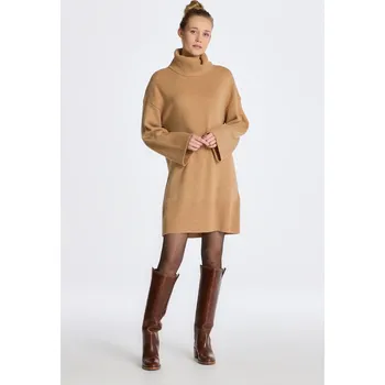 Dámské šaty ŠATY GANT LOUNGE ROLLNECK DRESS DARK KHAKI