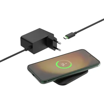 Belkin BOOST CHARGE™ Qi 15W Bezdrátová nabíjecí podložka, černá