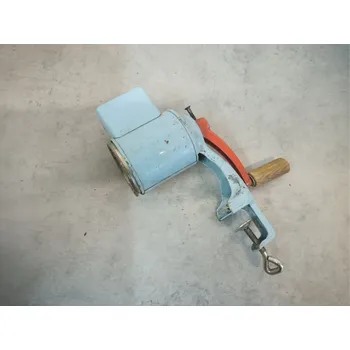 Kuchyňský mlýnek DANAPO Ruční mlýnek na strouhanku Jihokov ČB modrý