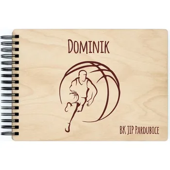 Fotoalbum Dřevěné sportovní fotoalbum BASKETBAL Barva vnitřních papírů: Čokoládová