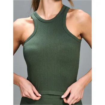 Dámské tričko Sinsay - Top z pružného úpletu - olivová - 821FR-81X - 821FR-81X-X_S