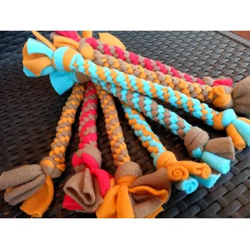 Hračka pro psa Přetahovadlo pletené 30 cm Smarti Fashion (Ručně pletené přetahovadlo pro pejsky délka 30 cm.)