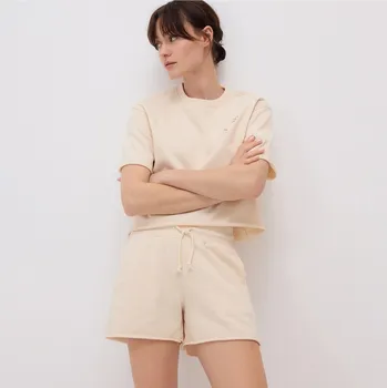 Dámské kraťasy Reserved - Teplákové kraťasy - světle žlutá - VI081-10X - VI081-10X-S