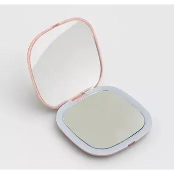 Cestovní zrcátko s osvětlením