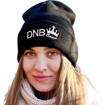 Čepice PLETEX Dvojitá pletená čepice s výšivkou - QUEEN