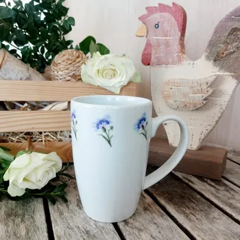 MILADA hrnek 380 ml, chrpy, Český porcelán Dubí (Porcelánový hrnek 2. jakost)