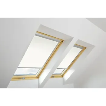 Okno FAKRO roleta s vodícími lištami ARP I 216 šedá, pro 07