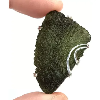 Brož Stříbrná brož s vltavínem VNRE12