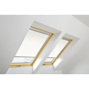 Okno FAKRO roleta s vodícími lištami ARP I 007 béžová, pro 07