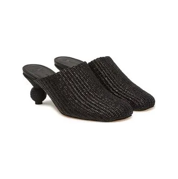 Dámské pantofle Nazouváky Weekend Max Mara 2515521015600 Černá 38