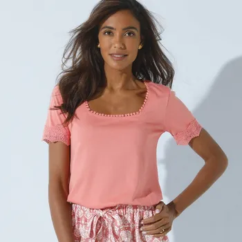 Dámské tričko Tričko se čtvercovým výstřihem a krajkou korálová 38/40