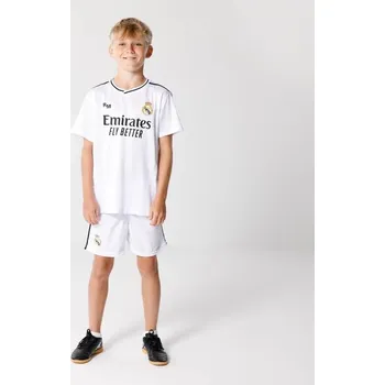 REAL MADRID Real Madrid domácí sada 24/25 – dětský fotbalový set 6 LET BÍLÁ