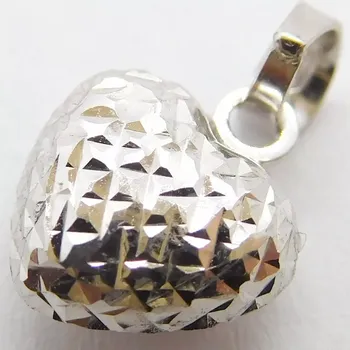 Přívěsek Klenoty Budín Dámský zlatý přívěsek srdíčko z bílého zlata 585/0,36gr 02593 (Klenoty Budín Dámský zlatý přívěsek srdíčko z bílého zlata 585/0,36gr 02593)