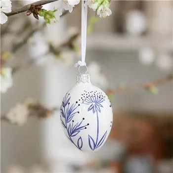 Velikonoční dekorace Porcelánově bílá kraslice s dekorem rostlinek