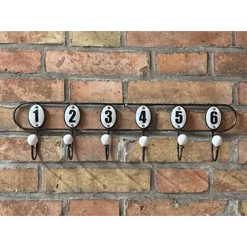 Věšák Kovový věšák s čísly