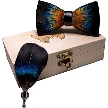 Motýlek z barevného peří - vzor parrot Černá