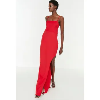 Dámské šaty Dámské šaty Trendyol Detailed Trendyol červená 1842012