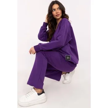 Tmavě fialová tepláková souprava s rovnými kalhotami