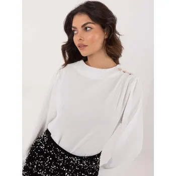 Bílá elegantní halenka se záhyby