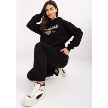 Černý zateplený komplet s klokankou mikinou