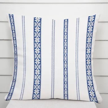 Povlak na dekorativní polštářek Bavlněný povlak na polštář Sandra SA-590 Modrý lidový vzor na bílém 30 x 50 cm
