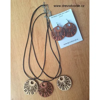 Náhrdelník Dřevěný náhrdelník ANDĚL KRUH Varianta: Americký javor