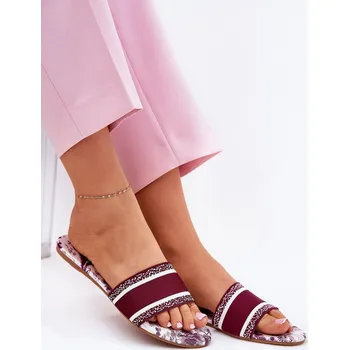 Dámská obuv Vzory Ploché Sandály Dámské Leysi Barva: Červená, Velikost: 40