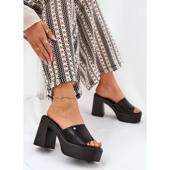 Dámské pantofle Dámské Pantofle Z Eko Kůže Na Podpatku A Platformě Tamirella Barva: Černá, Velikost: 40