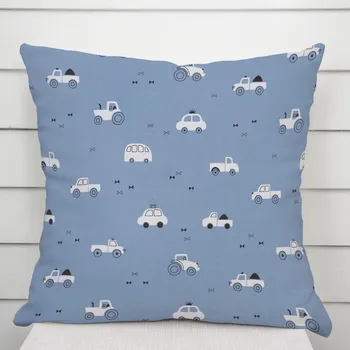Povlak na polštářek Dětský bavlněný povlak na polštář Sandra SA-589 Traktory a autíčka na modrém 50 x 50 cm