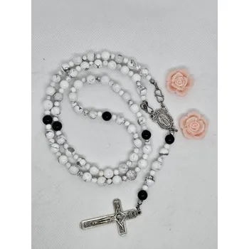 Náhrdelník Růženec na krk Howlit a Obsidián